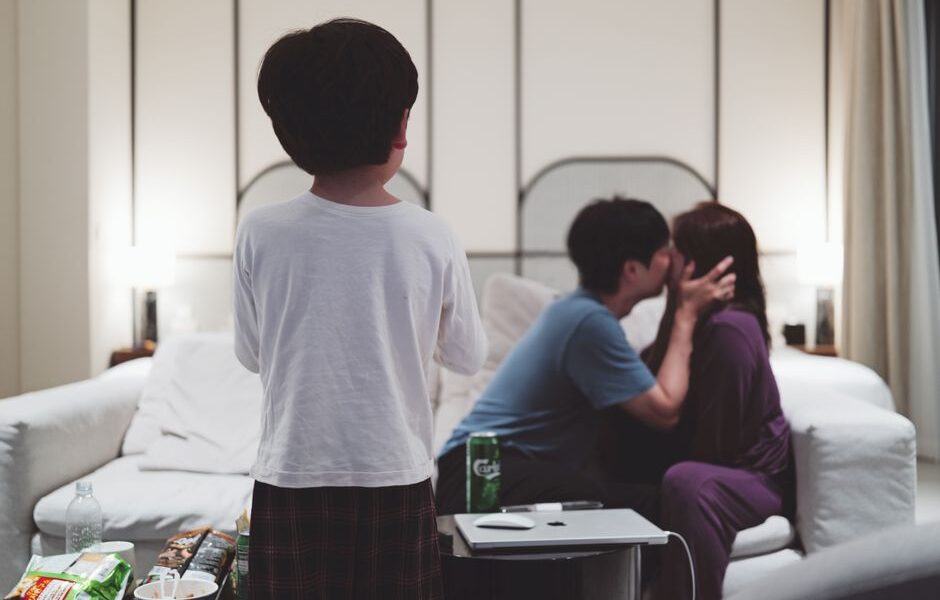 가정이 우리 자신을 비추는 거울이 되는 방법