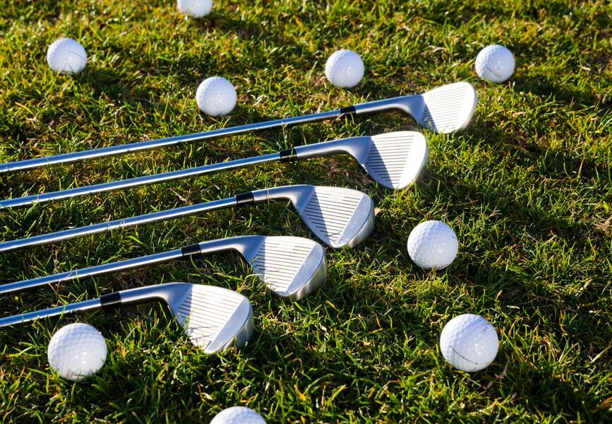 TaylorMade R11 드라이버로 더 관용적인 스윙을 만드는 방법